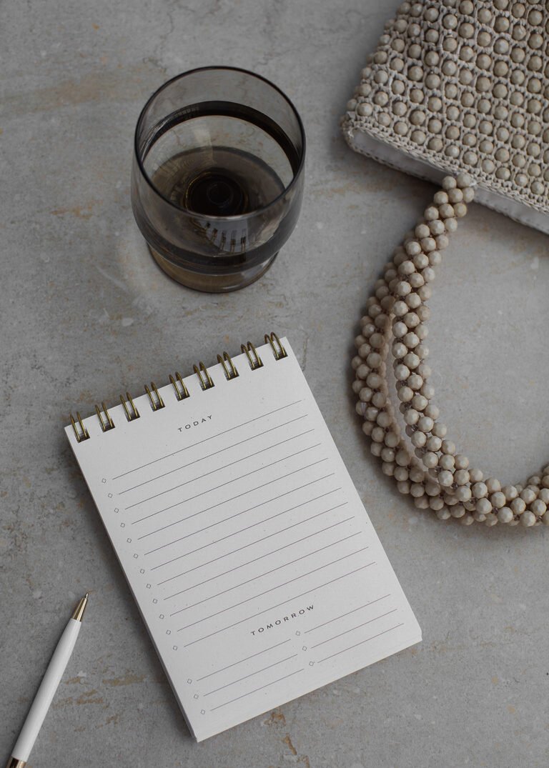 Mindfulness Journaling and How It Helps You Find Clarity and Calm