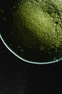 spirulina benefits for hair
