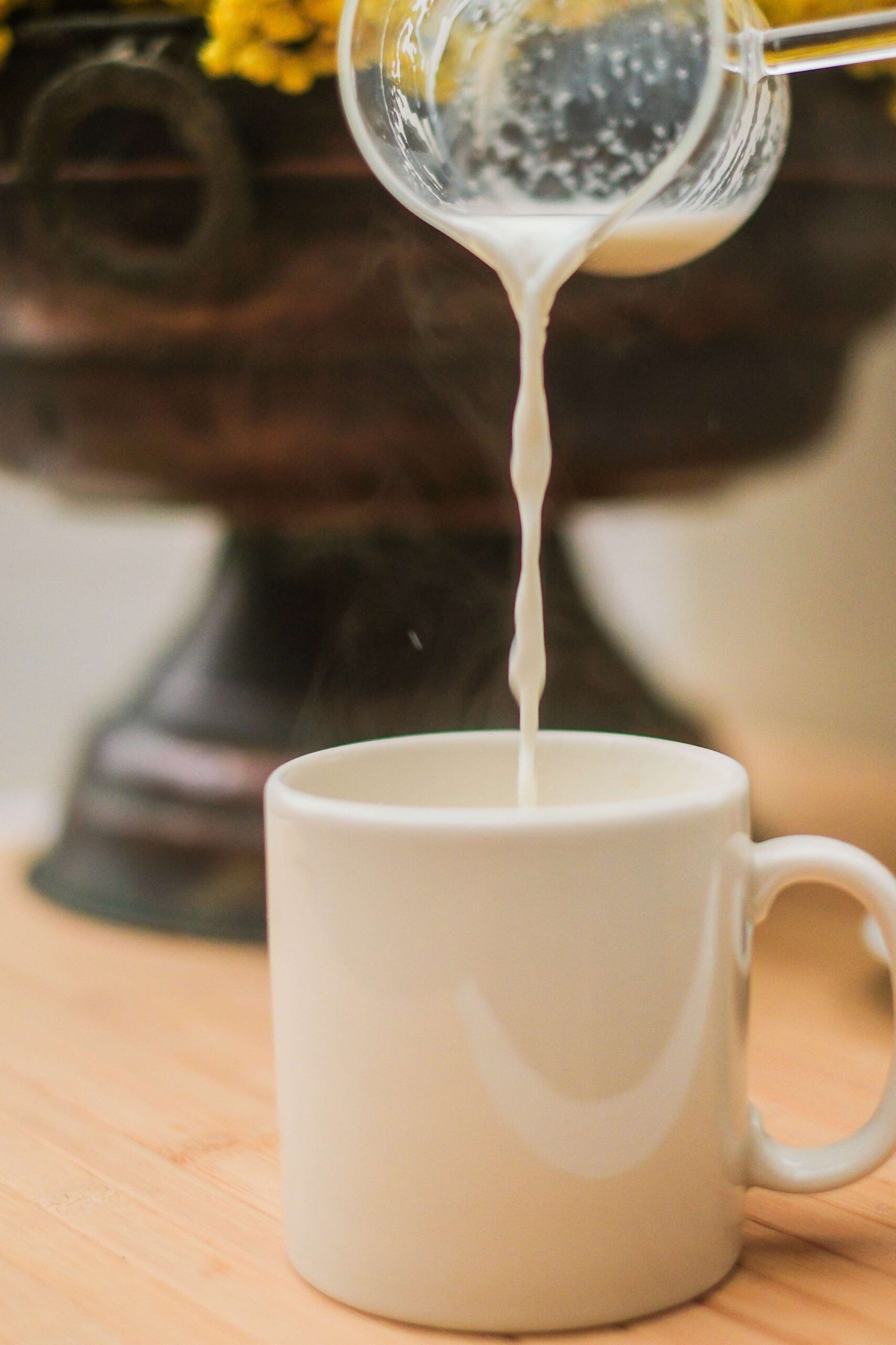 benefits of hot milk